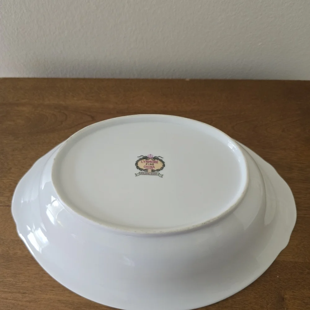 Lynmore Oval Serving Bowl 